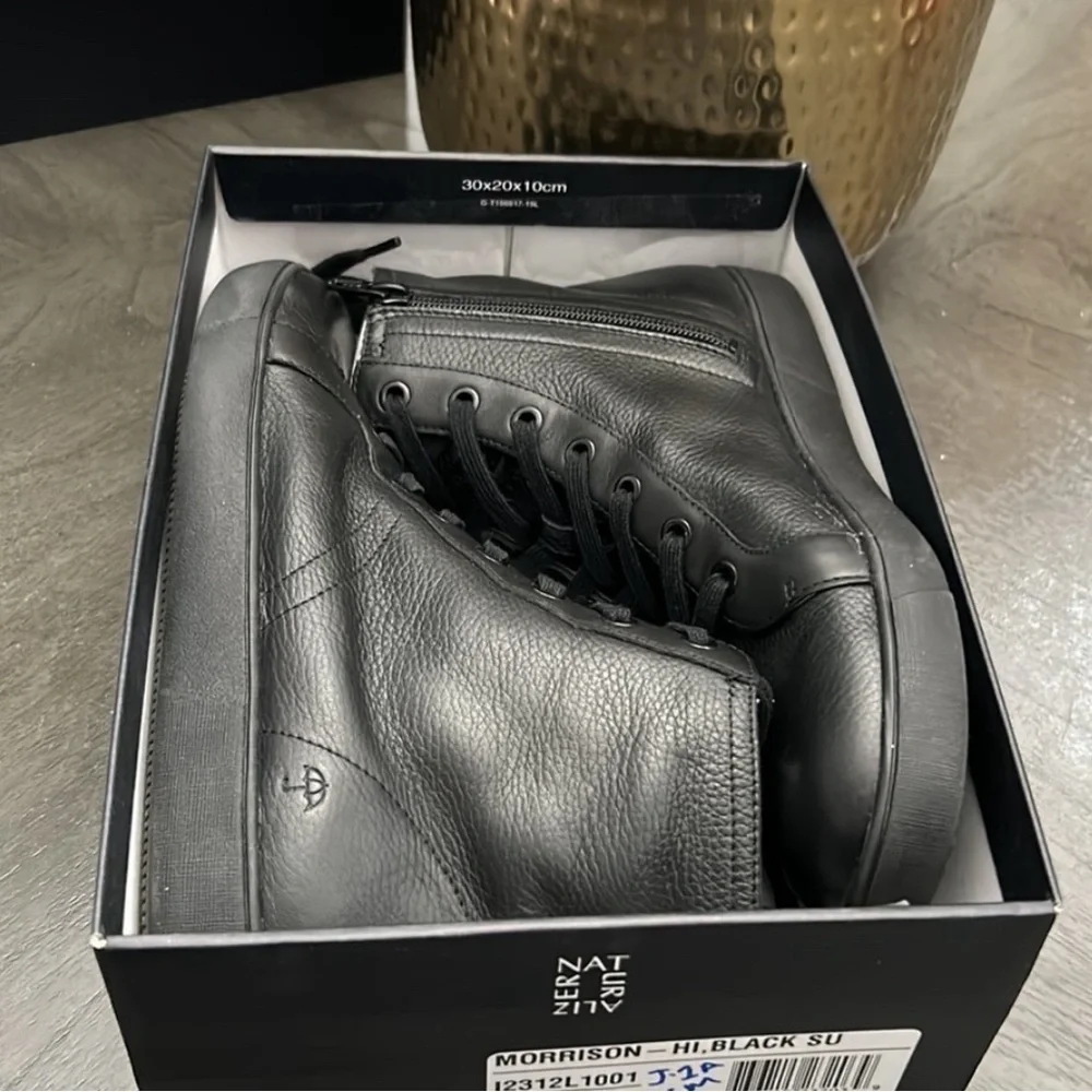 Naturalizer Morrison Hi Water-Repellent
